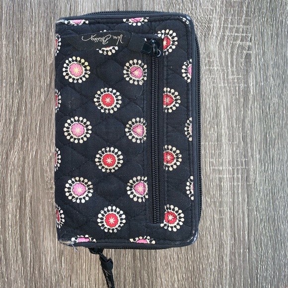 Vera Bradley wallet - Picture 2 of 4